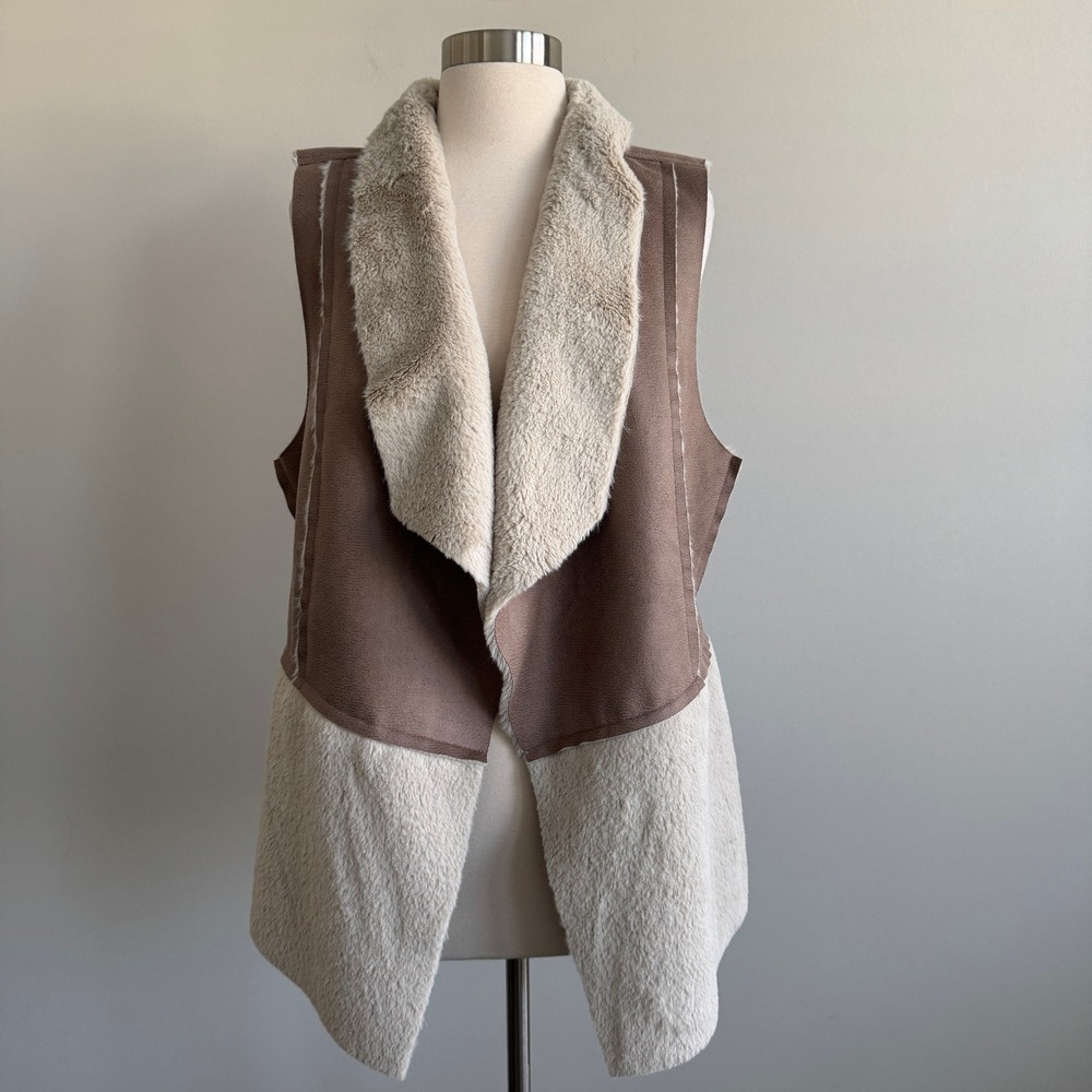 Chicos Faux Suede Fur Vest Brown Cream Open Front Chico's Size 1 M